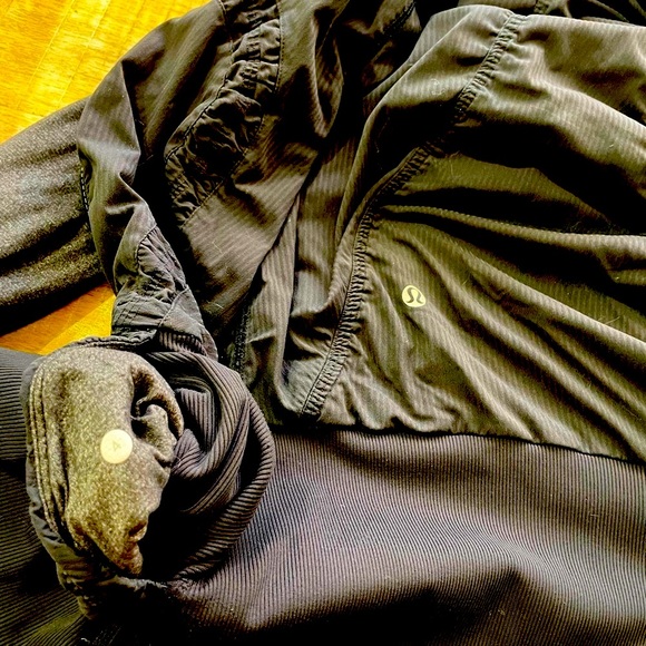 Lululemon jacket - Picture 11 of 12